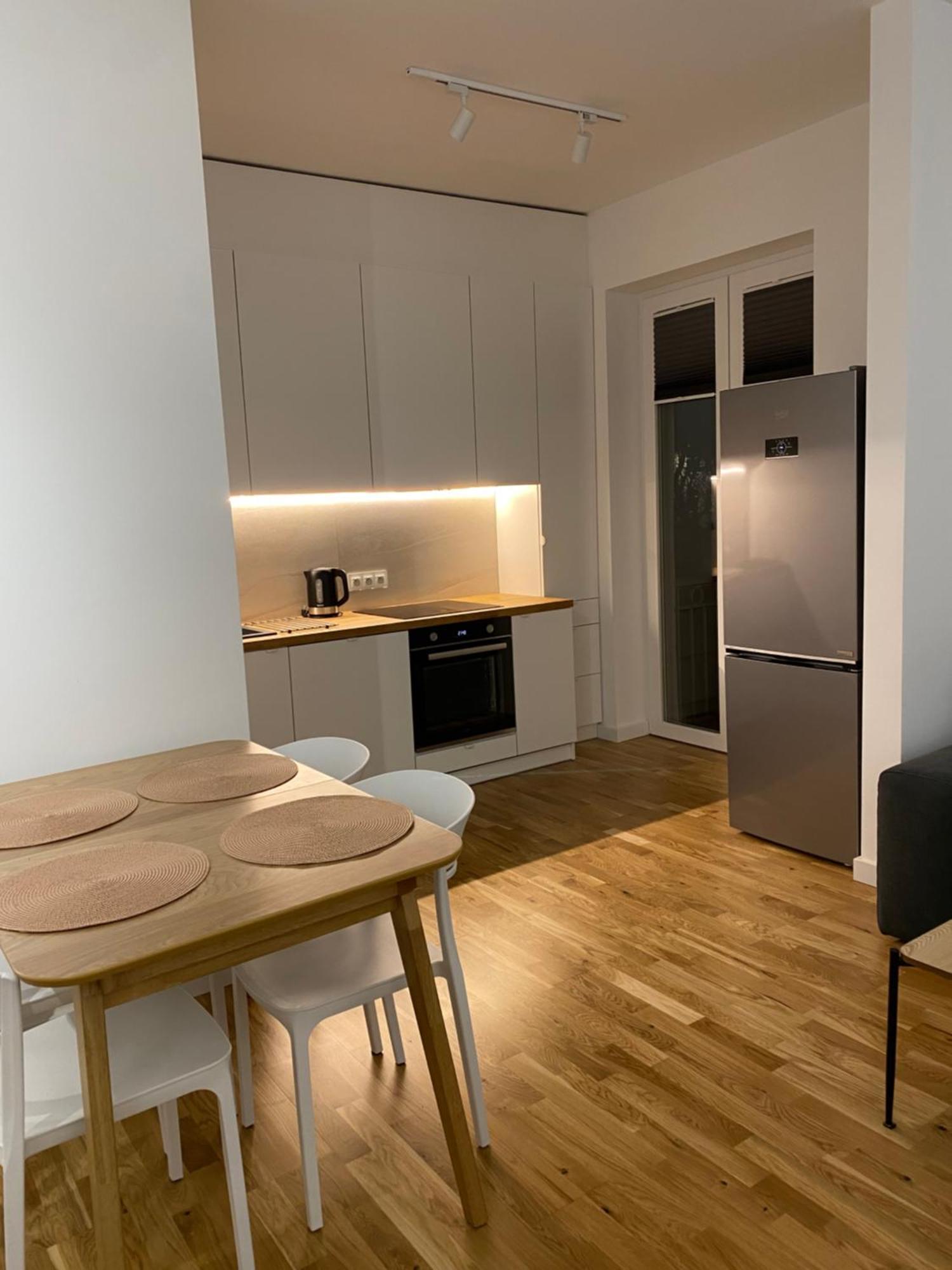 Apartament Otwarta วรอตซวาฟ ภายนอก รูปภาพ